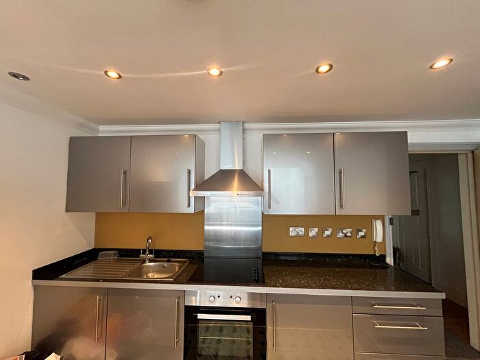 1 Bedroom Flat To Rent In Carysfort Road, Bournemouth, BH1