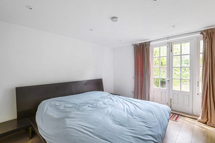 2 Bedroom Flat To Rent In Bramshill Gardens London, NW5