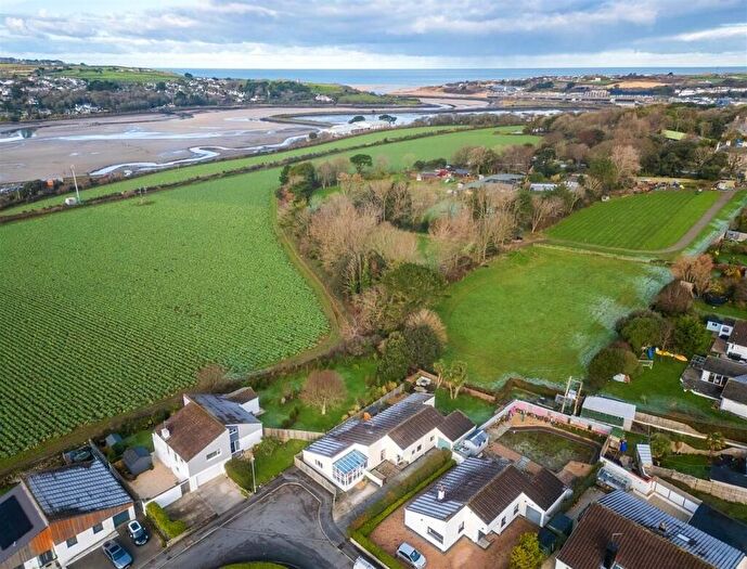 5 Bedroom Bungalow For Sale In Meadowside Close, Hayle, TR27