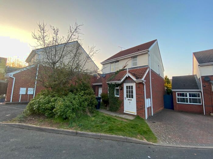 3 Bedroom Detached House To Rent In Bomford Hill, Worcester, WR4