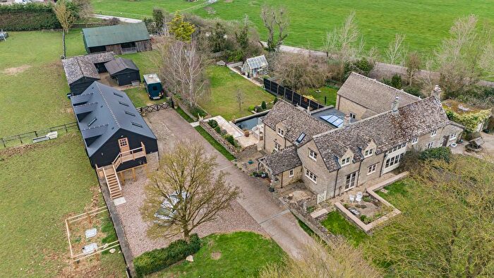 5 Bedroom Equestrian Property For Sale In Shilton, Burford, Oxfordshire, OX18