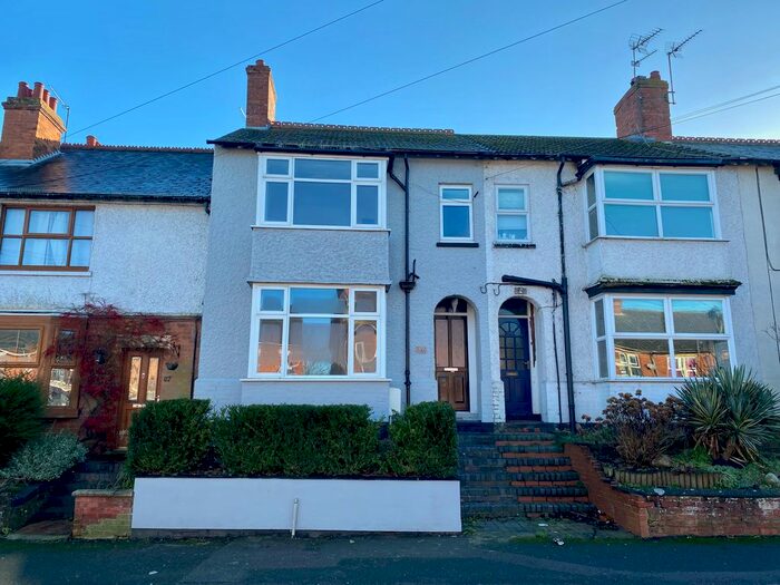 3 Bedroom Terraced House To Rent In Warwick Street, Daventry, Northants, 4Aj. NN11