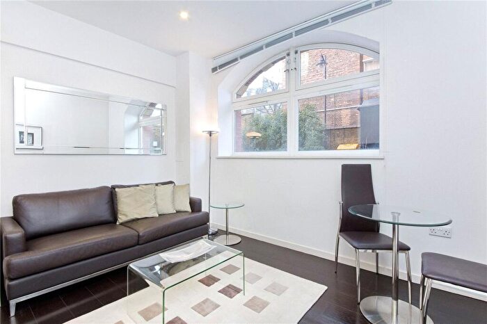 1 Bedroom Apartment For Sale In Drummond Way, Offord Road, London, N1