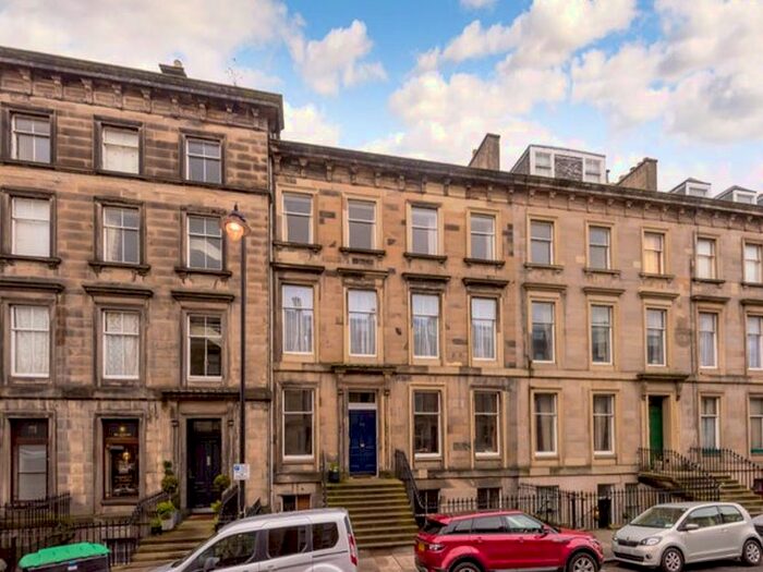 2 Bedroom Flat To Rent In Grosvenor Street, West End, Edinburgh, EH12