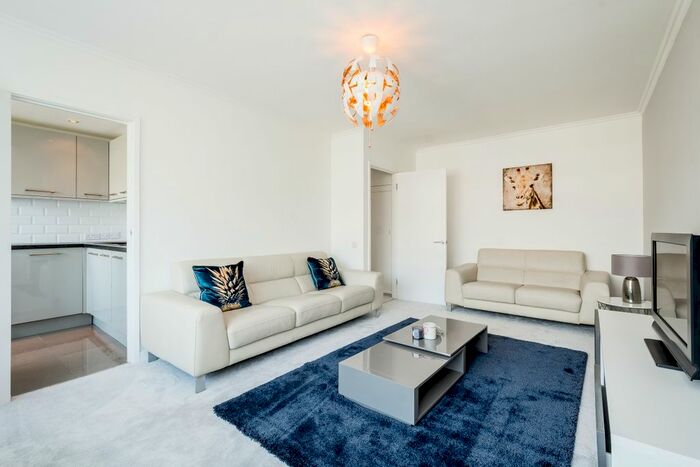 1 Bedroom Flat To Rent In The Water Gardens, London, W2