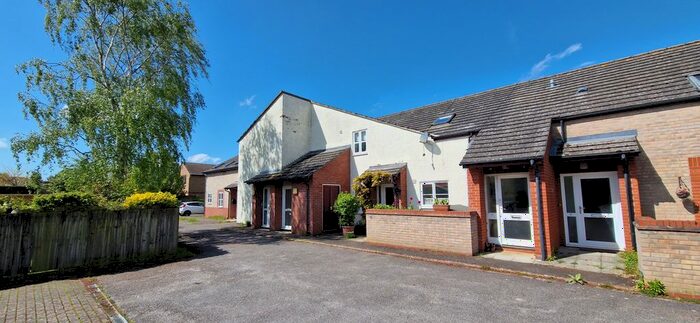 2 Bedroom Maisonette To Rent In Cootes Lane, Cambridge, CB24