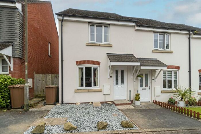 2 Bedroom House To Rent In Chelwood Grove, Plympton, Plymouth, PL7