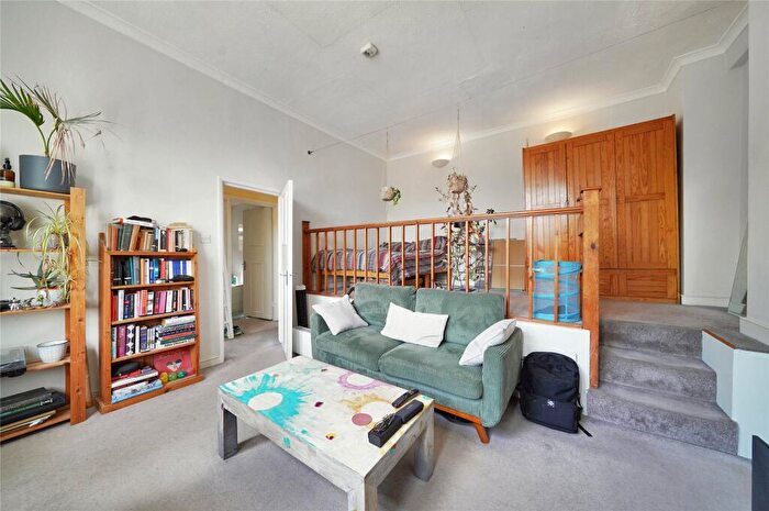 Studio For Sale In Cavendish Road, Brondesbury, NW6