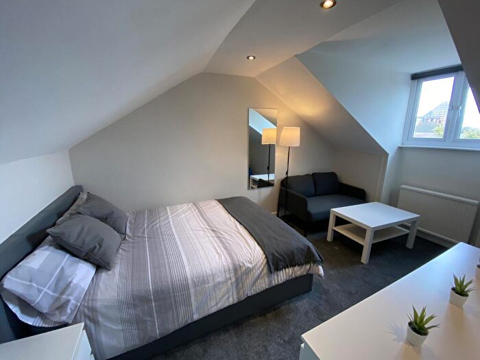 Flat To Rent In Randall Street, Maidstone, ME14