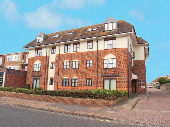 1 Bedroom Flat To Rent In Victoria Court, - South Street, Lancing, West Sussex, BN15