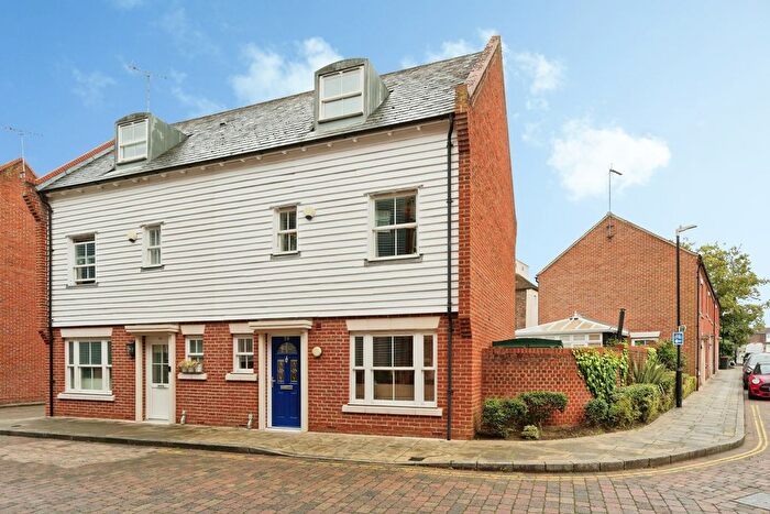 3 Bedroom Semi Detached House For Sale In Barton Mill Road, Canterbury, Kent, CT1