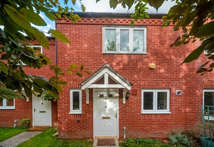 2 Bedroom Terraced House For Sale In Longfellow Road, Stratford-upon-Avon, CV37
