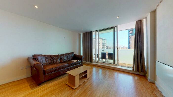 2 Bedroom Flat To Rent In Windward Court, Gallions Road, E16