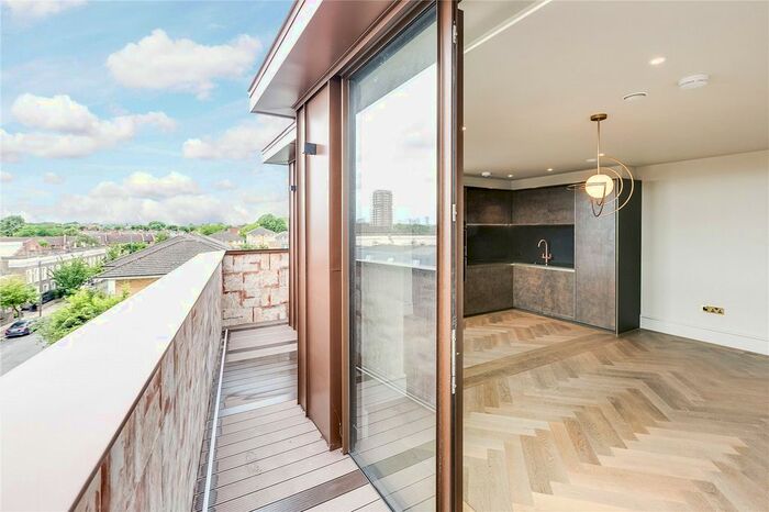 2 Bedroom Flat To Rent In Bronze Foundry House, Edith Row, SW6