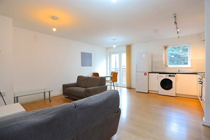 3 Bedroom Apartment For Sale In Central Court, Melville Street, M3