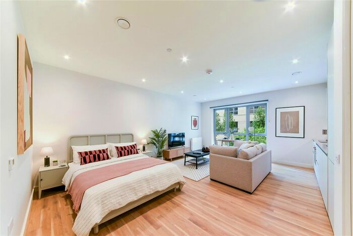 Studio To Rent In Lyons Dock House, Oldfield Lane North, Greenford, UB6