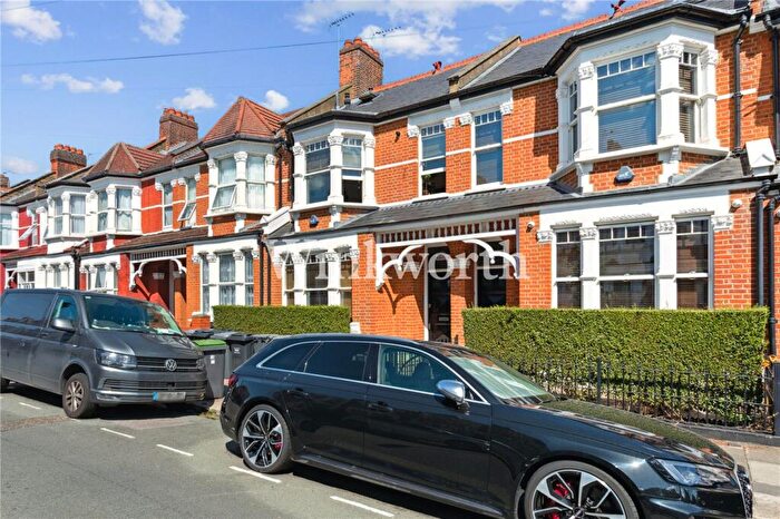 1 Bedroom Apartment To Rent In Abbortsford Avenue, London, N15