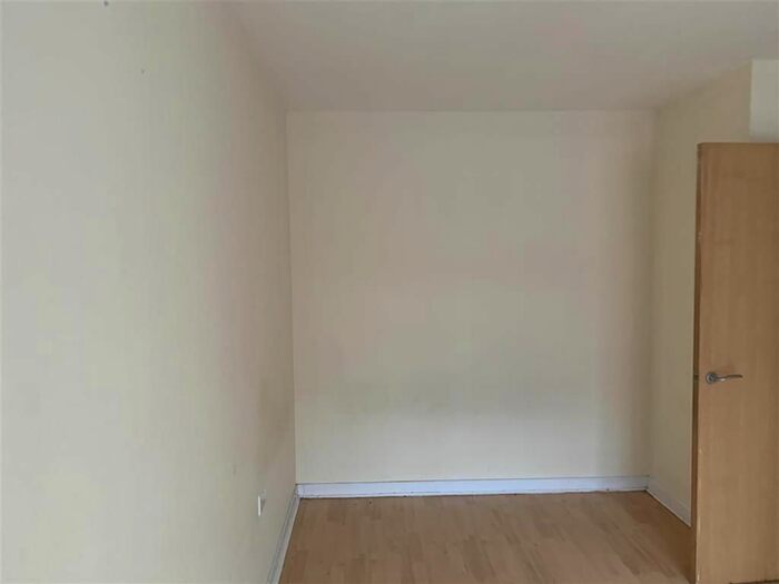 2 Bedroom Flat For Sale In Golders Green, Edge Hill, Liverpool L7