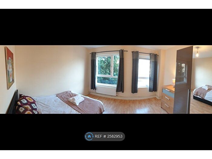 4 Bedroom Terraced House To Rent In Stoughton Close, London, SE11