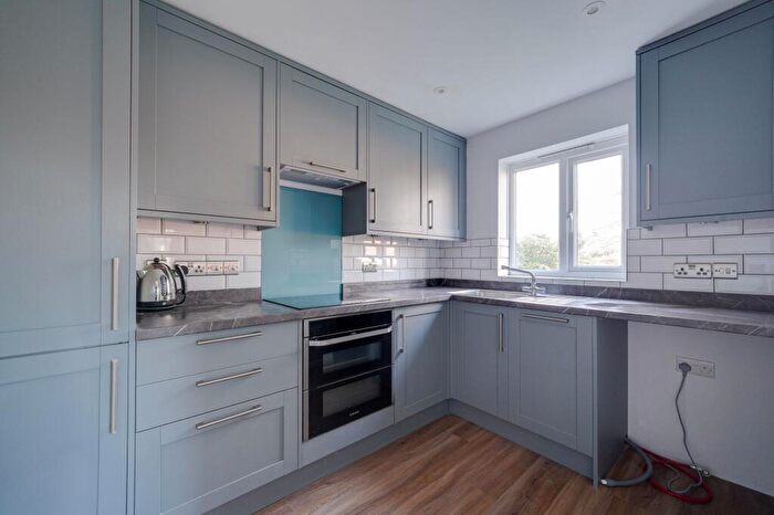 2 Bedroom Flat To Rent In Green Drift, Royston, SG8