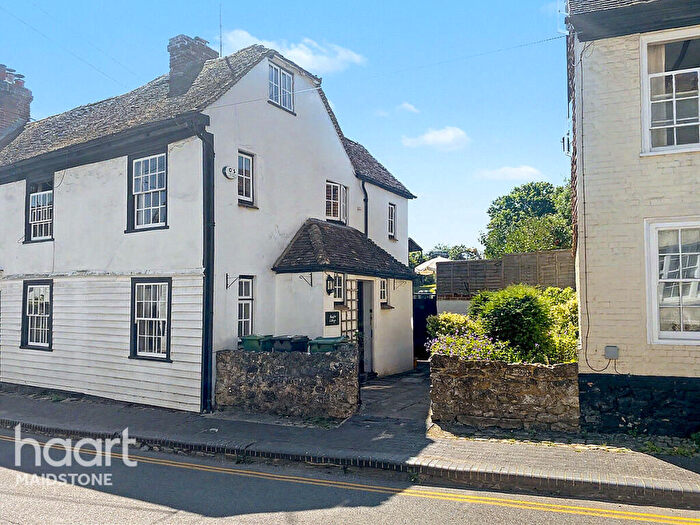 3 Bedroom Character Property For Sale In Eyhorne Street, Maidstone, ME17