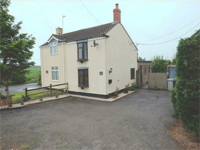 3 Bedroom Semi-Detached House To Rent In Langrick Road, New York, Lincoln, LN4