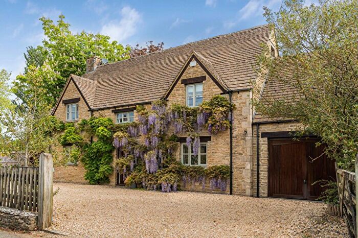 5 Bedroom Detached House For Sale In Cerney Wick, Cirencester, Gloucestershire, GL7