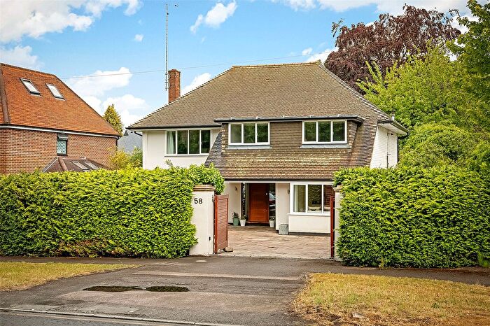 4 Bedroom Detached House For Sale In Lammas Lane, Esher, Surrey, KT10