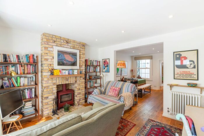 4 Bedroom End Terrace House For Sale In Wiggins Lane, Ham, TW10