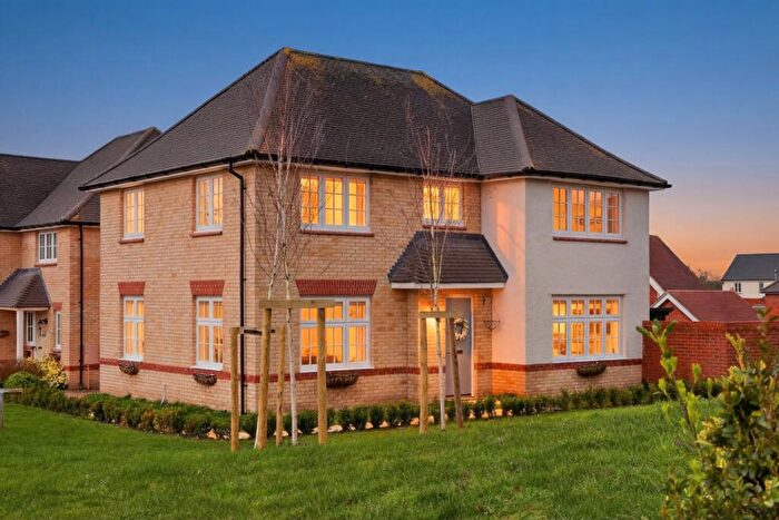 4 Bedroom Detached House For Sale In Badger Mount, Braintree, Essex, CM7