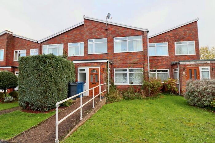 3 Bedroom Semi-Detached House To Rent In Peters Close, Prestwood, Great Missenden, HP16