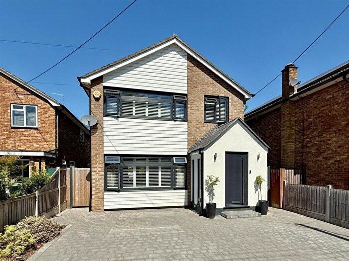 3 Bedroom Detached House For Sale In Ongar Road, Writtle, Chelmsford, CM1