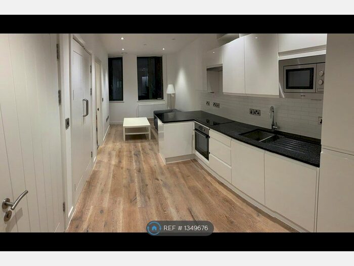 1 Bedroom Flat To Rent In Garrard Street, Reading, RG1