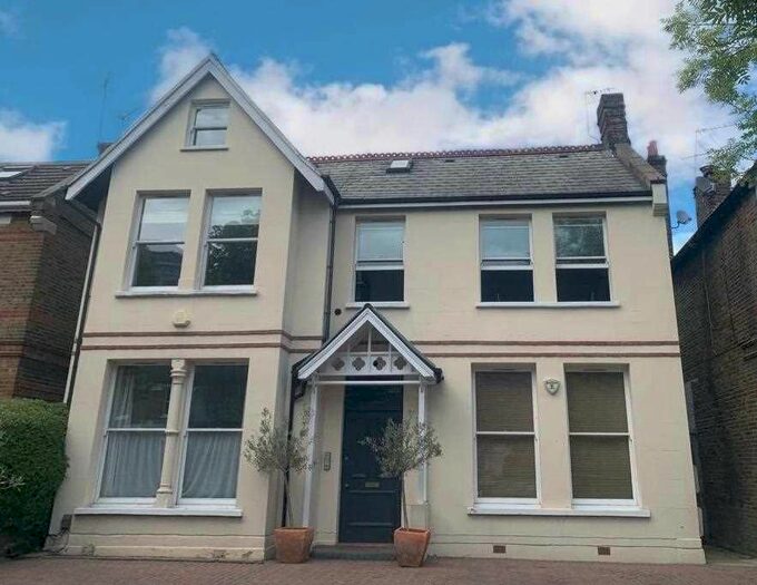 2 Bedroom Flat To Rent In Gordon Road, London, W5