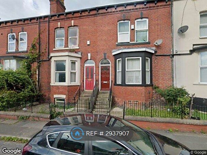 4 Bedroom Terraced House To Rent In Gathorne Terrace, Leeds, LS8