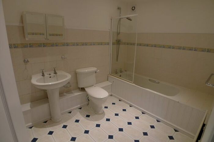 1 Bedroom Flat To Rent In West Grove, London, SE10