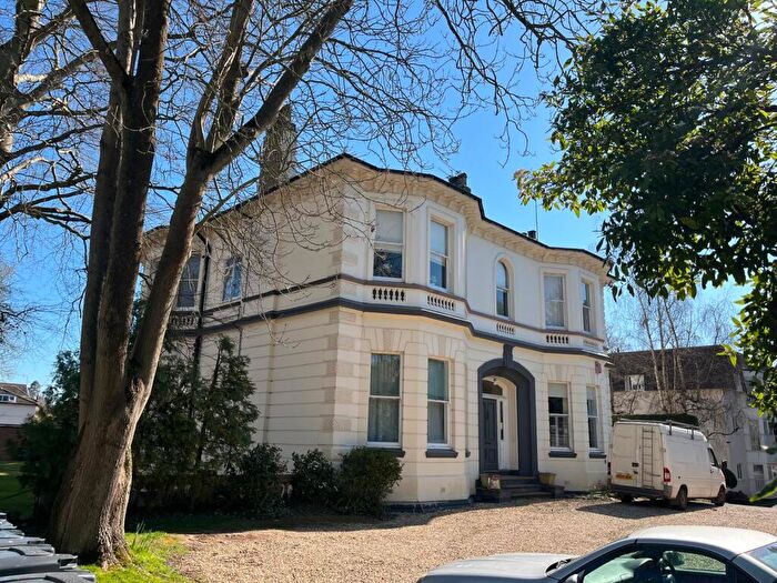 2 Bedroom Flat To Rent In Kenilworth Road, Leamington Spa, CV32