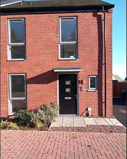 3 Bedroom Semi-Detached House To Rent In Wilmot Road, Telford, TF3