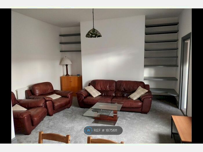 2 Bedroom Flat To Rent In Biddlestone Road, Newcastle Upon Tyne, NE6