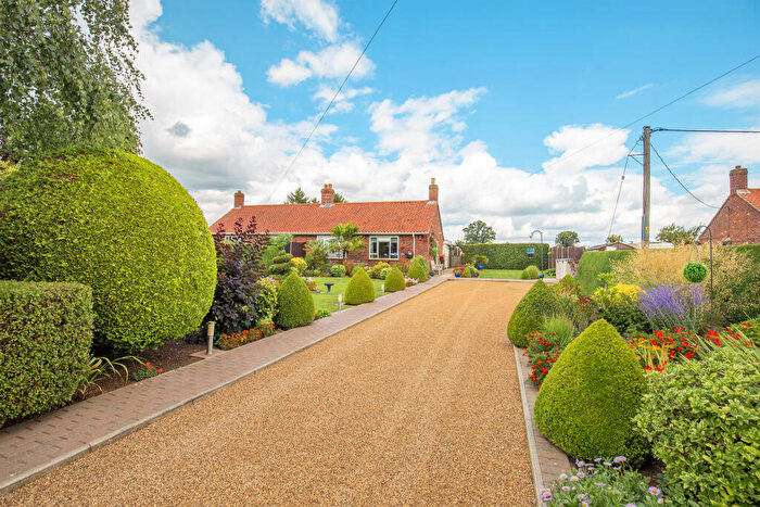 2 Bedroom Semi-Detached Bungalow For Sale In Millside, Wreningham, NR16