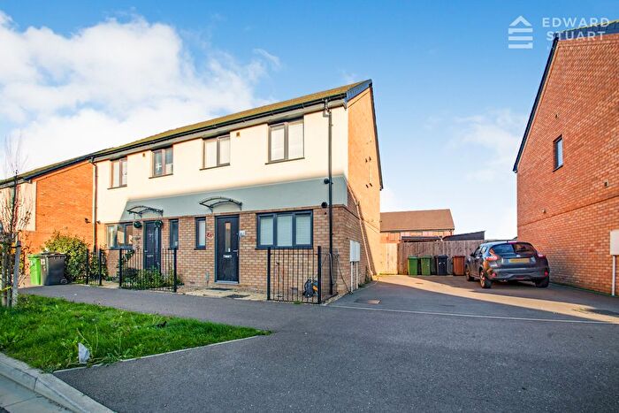 3 Bedroom Semi-Detached House To Rent In Manor Drive, PE4