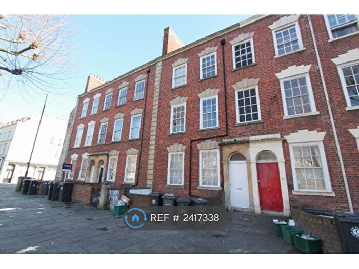 1 Bedroom Flat To Rent In Hotwell Road, Bristol, BS8