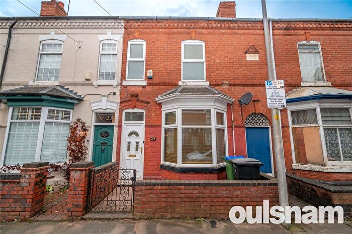 3 Bedroom Terraced House To Rent In Poplar Road, Smethwick, West Midlands, B66