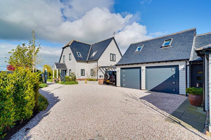 4 Bedroom Detached House For Sale In Honey Hill, Fen Drayton, Cambridge, Cambridgeshire, CB24
