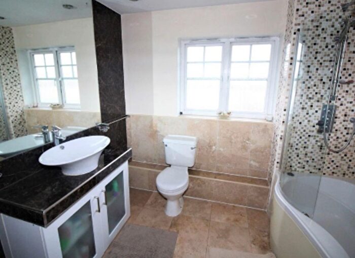 4 Bedroom Terraced House To Rent In Cheshire Close, London, E17