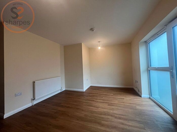1 Bedroom Flat To Rent In Blucher Court, Cromwell Road, Wimbledon, London, SW19