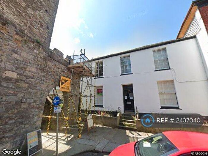1 Bedroom Flat To Rent In Southgate Street, Launceston, PL15