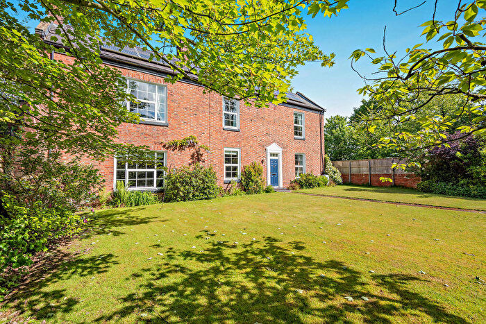 4 Bedroom Detached House For Sale In Chester Road, Stoke, Nantwich, CW5