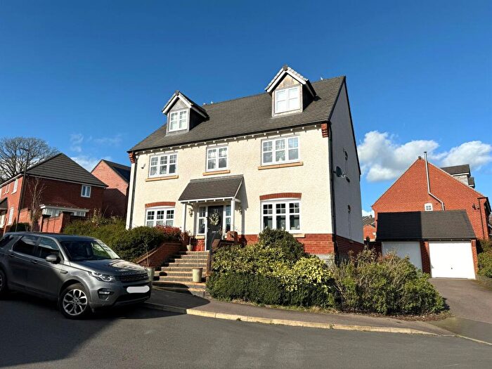 5 Bedroom Detached House For Sale In Tutbury Hollow, Ashbourne, DE6