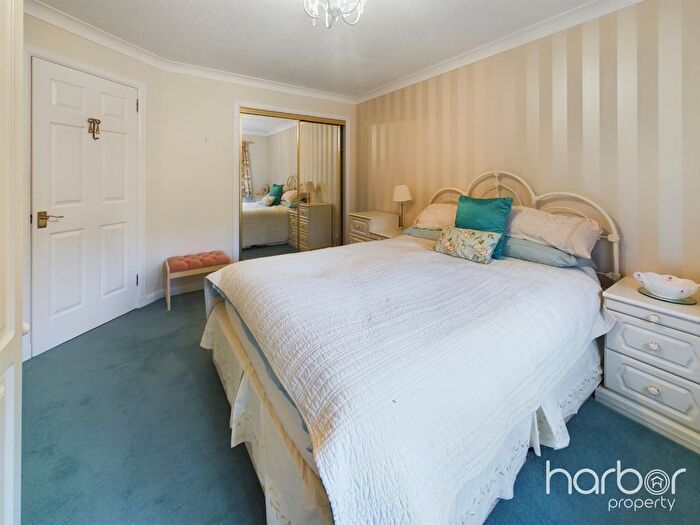 2 Bedroom Bungalow For Sale In Marchbank Gardens, Paisley, Renfrewshire, PA1
